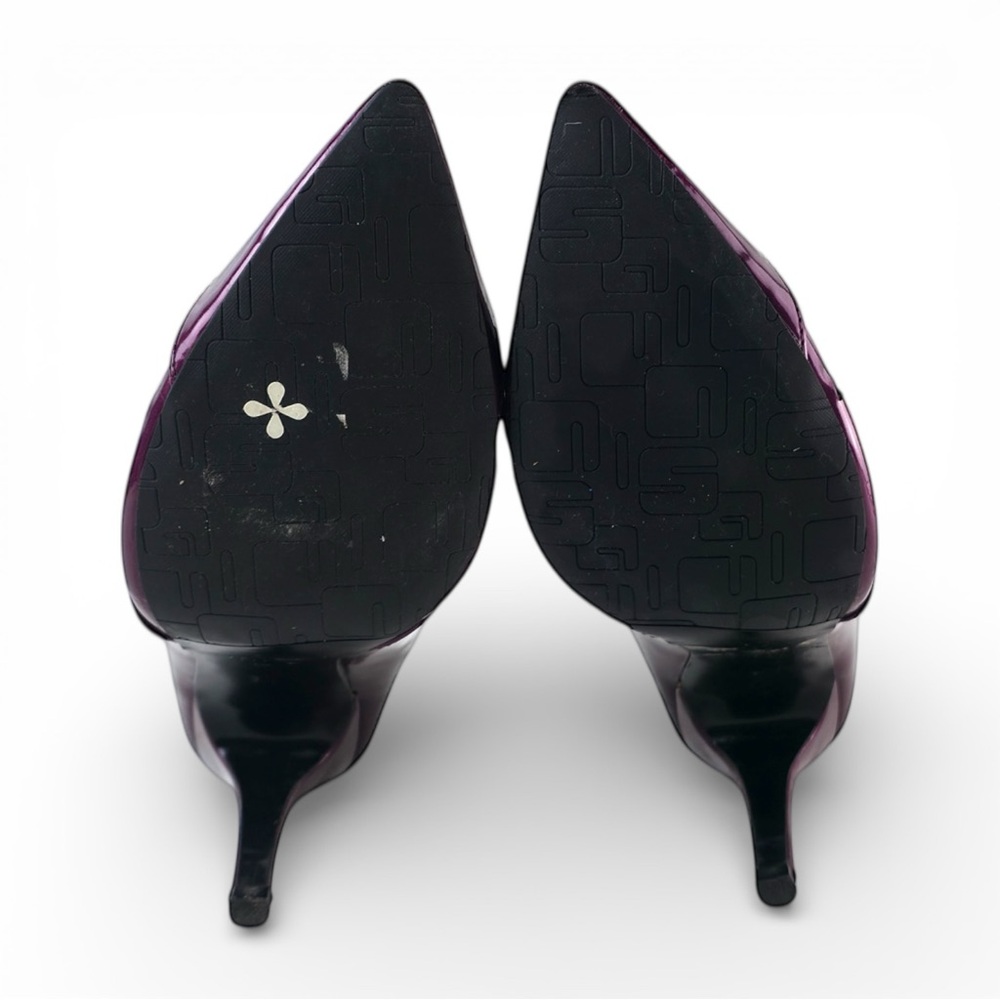 Unisa Purple Patent Laser-Cut Pointed Toe Pumps - Size 8.5M - Picture 5 of 5